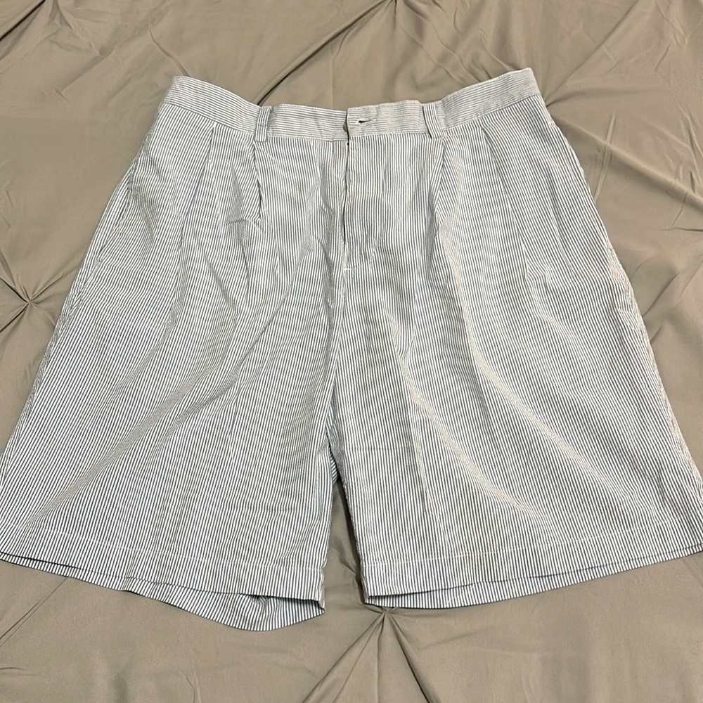 Grant Thomas Seersucker Shorts Size 33